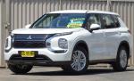 2023 MITSUBISHI OUTLANDER 4D WAGON ES 7 SEAT (2WD) ZM MY23
