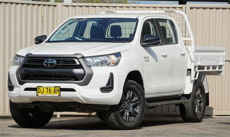 2023 TOYOTA HILUX DOUBLE CAB P/UP SR (4x4) GUN126R