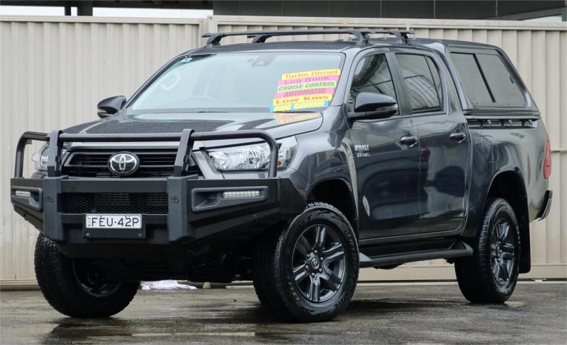 2023 TOYOTA HILUX DOUBLE C/CHAS SR (4x4) GUN126R