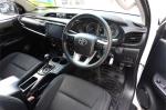 2022 TOYOTA HILUX DOUBLE CAB P/UP SR (4x4) GUN126R