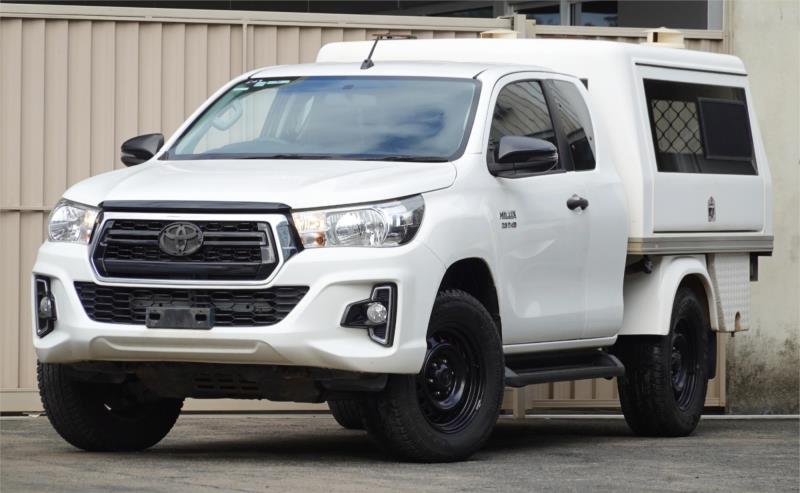 2018 TOYOTA HILUX X CAB C/CHAS SR (4x4) GUN126R MY19