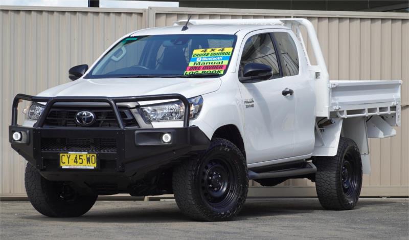 2020 TOYOTA HILUX X CAB C/CHAS SR (4x4) GUN126R FACELIFT