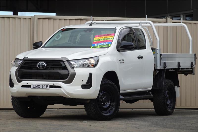 2021 TOYOTA HILUX X CAB C/CHAS SR (4x4) GUN126R FACELIFT