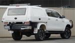 2020 TOYOTA HILUX DOUBLE CAB P/UP SR5 (4x4) GUN126R FACELIFT