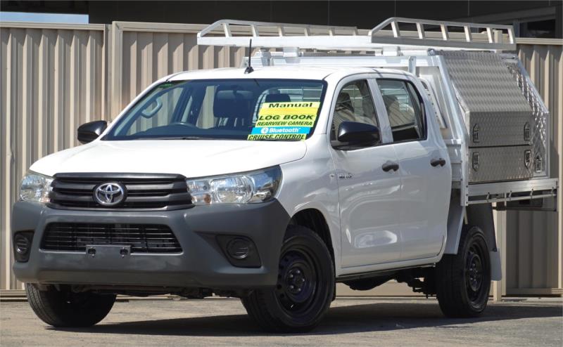 2016 TOYOTA HILUX DUAL CAB UTILITY WORKMATE TGN121R