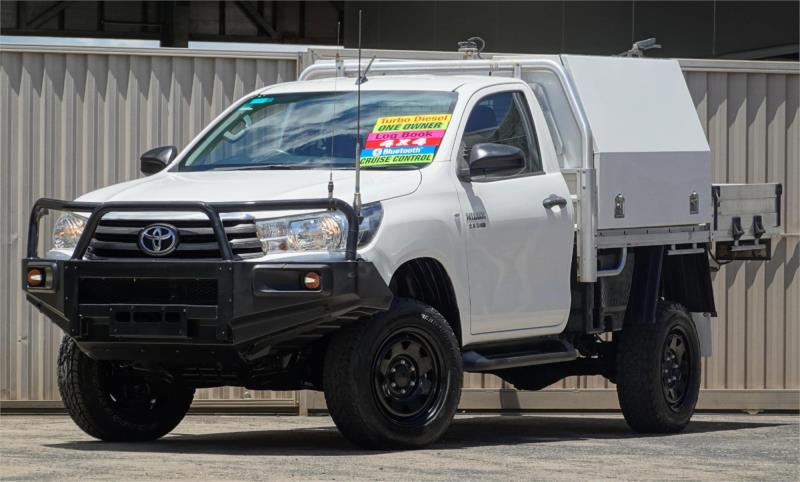 2017 TOYOTA HILUX C/CHAS SR (4x4) GUN126R MY17