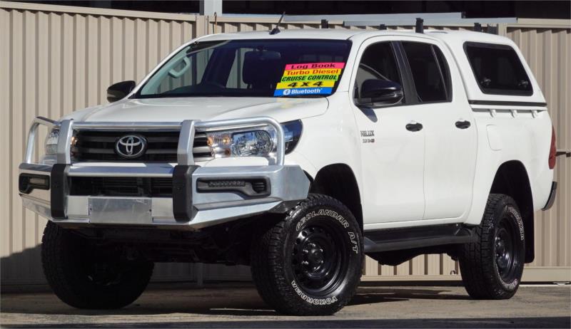 2017 TOYOTA HILUX DUAL CAB UTILITY SR (4x4) GUN126R MY17