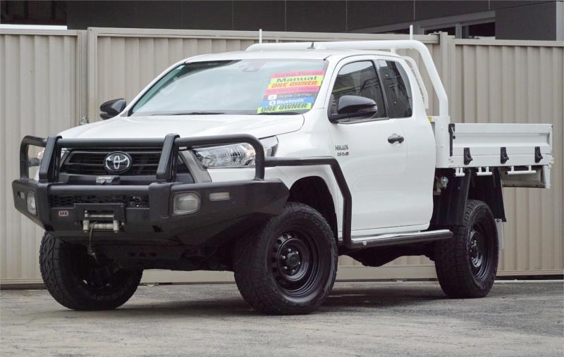 2021 TOYOTA HILUX X CAB C/CHAS SR (4x4) GUN126R FACELIFT