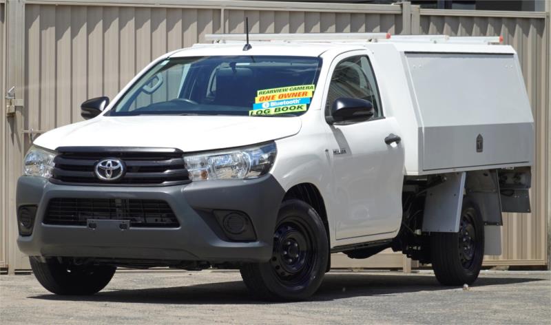 2016 TOYOTA HILUX C/CHAS WORKMATE GUN122R