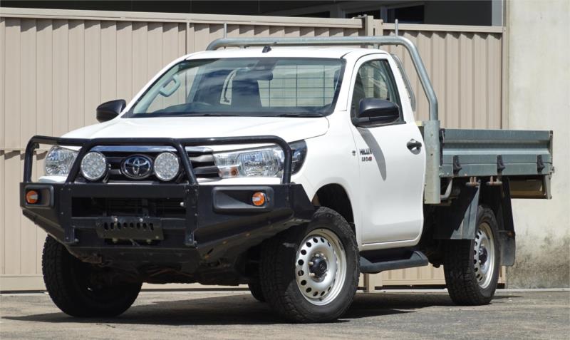 2021 TOYOTA HILUX C/CHAS SR (4x4) GUN126R FACELIFT