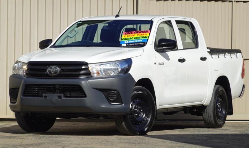 2020 TOYOTA HILUX DOUBLE CAB P/UP WORKMATE TGN121R FACELIFT