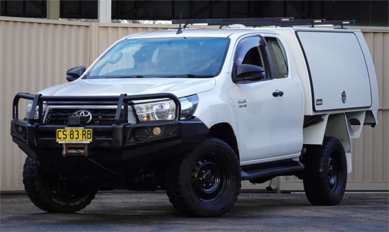 2018 TOYOTA HILUX X CAB C/CHAS SR (4x4) GUN126R MY17