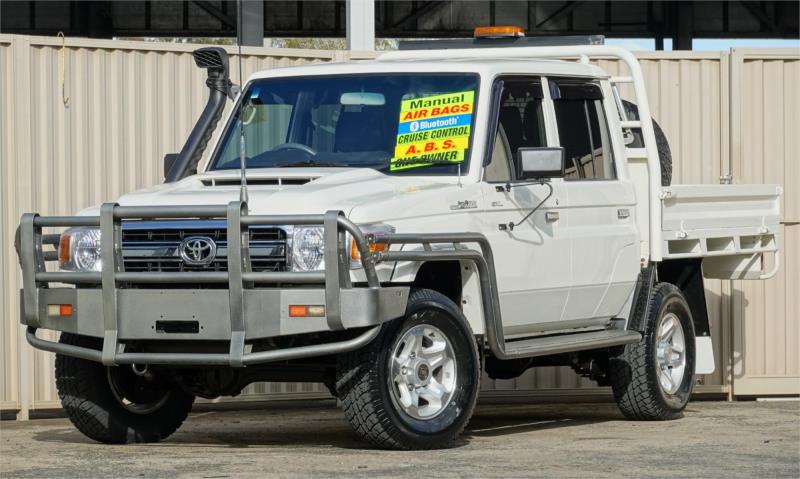 2017 TOYOTA LANDCRUISER DOUBLE C/CHAS GXL (4x4) LC70 VDJ79R MY17