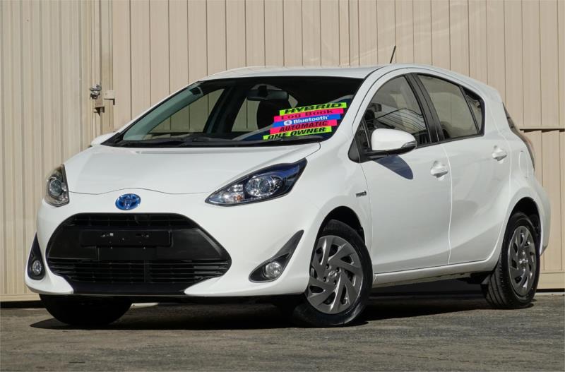 2017 TOYOTA PRIUS-C 5D HATCHBACK HYBRID NHP10R MY17